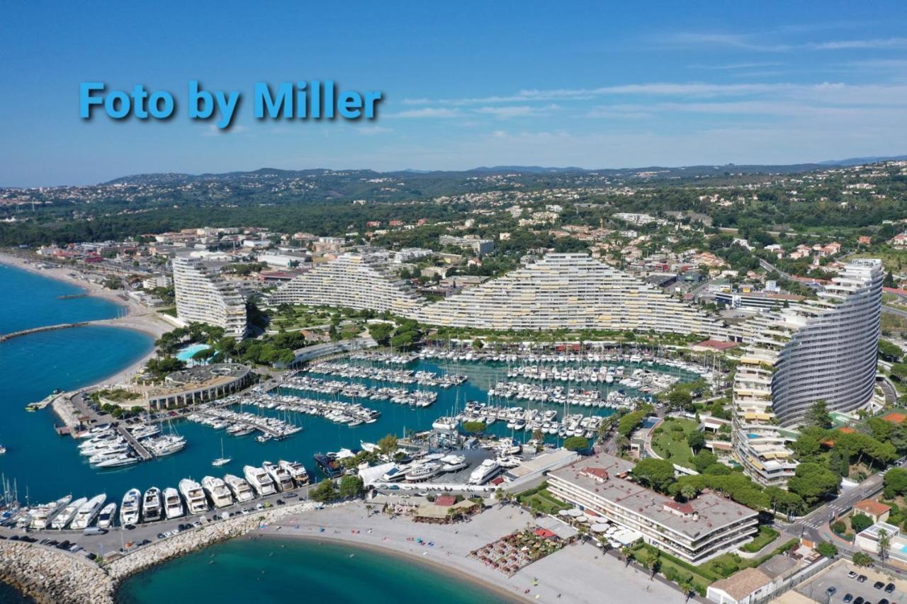 Apartments At Commodoro Villeneuve-Loubet Luaran gambar