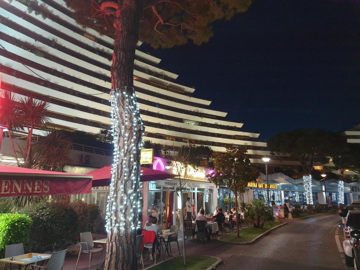 Apartments At Commodoro Villeneuve-Loubet Luaran gambar