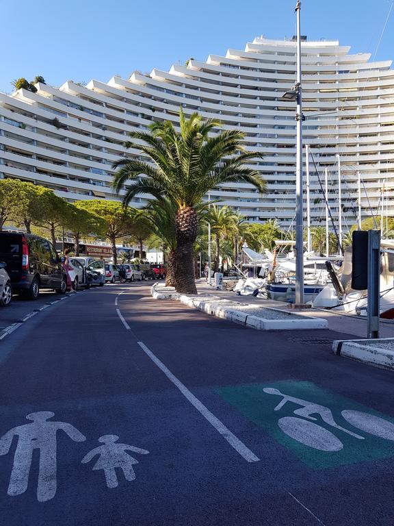 Apartments At Commodoro Villeneuve-Loubet Luaran gambar