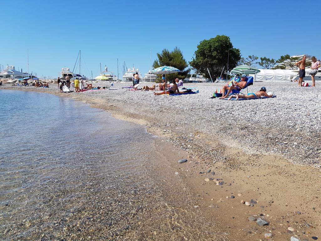 Apartments At Commodoro Villeneuve-Loubet Luaran gambar